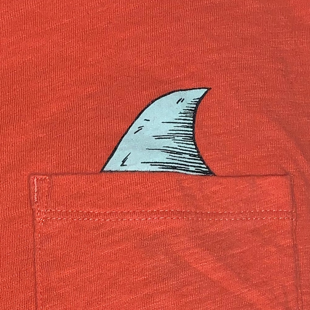Shark fin tee